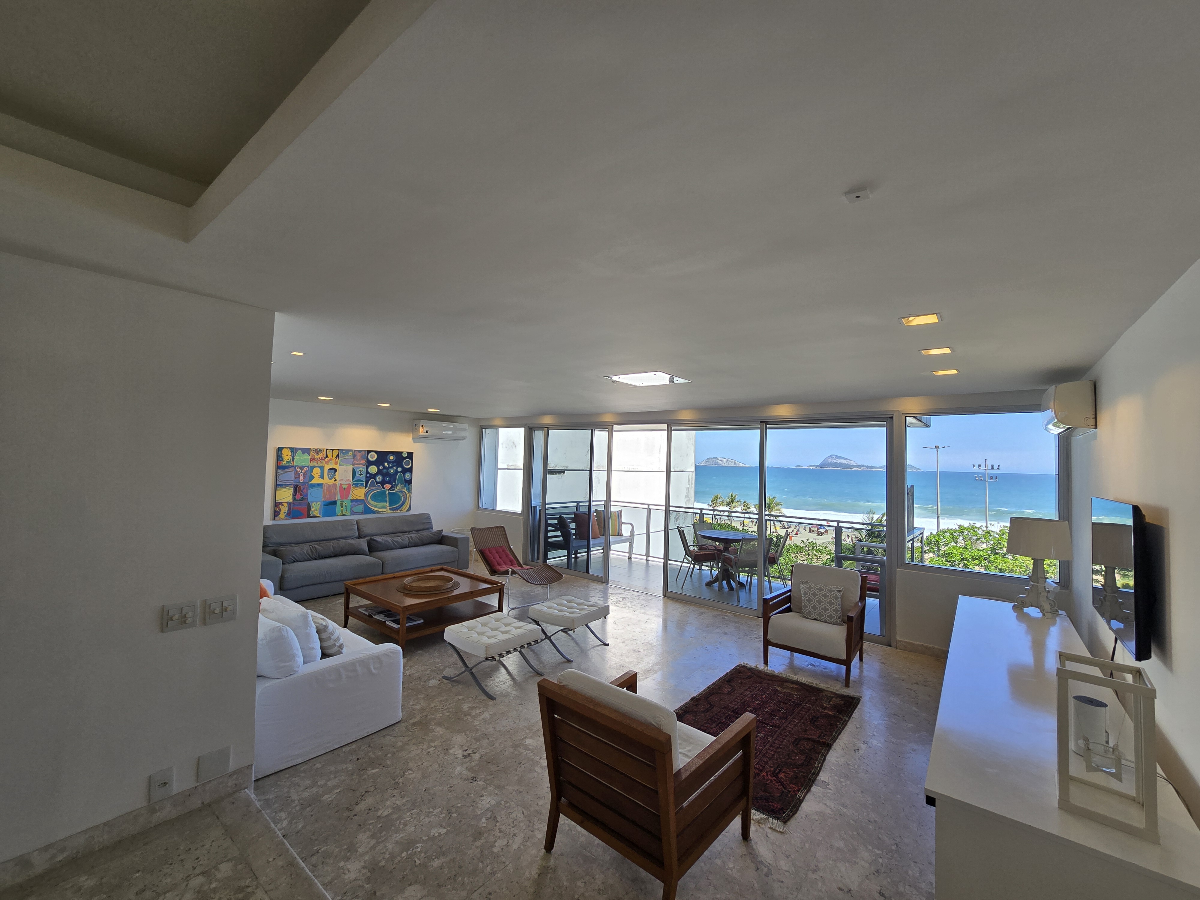 Ipanema – Oceanfront Luxury Residence
